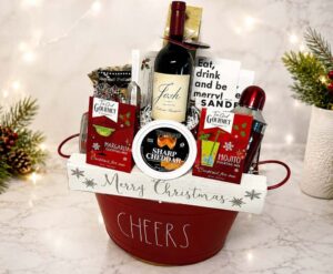 seasonal-christmas-basket_960